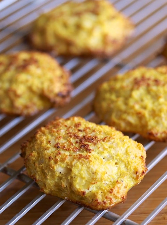 Grain-Free Turmeric Cauliflower Buns