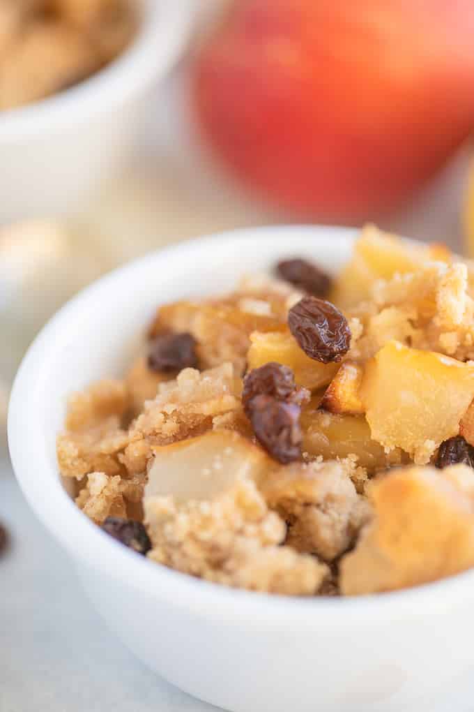 bowl of pear cobbler with raisins
