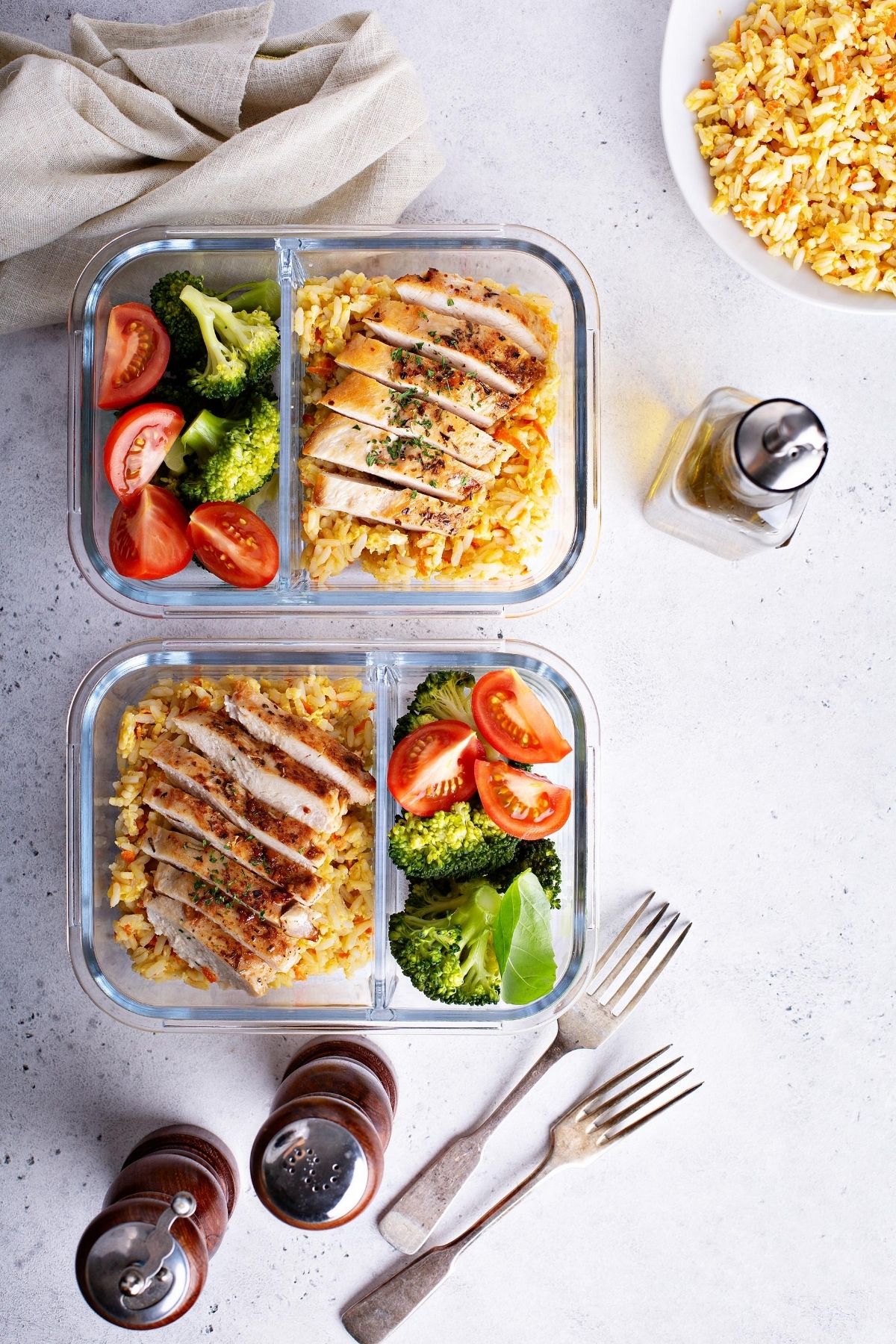 meal prep lunch in glass containers.
