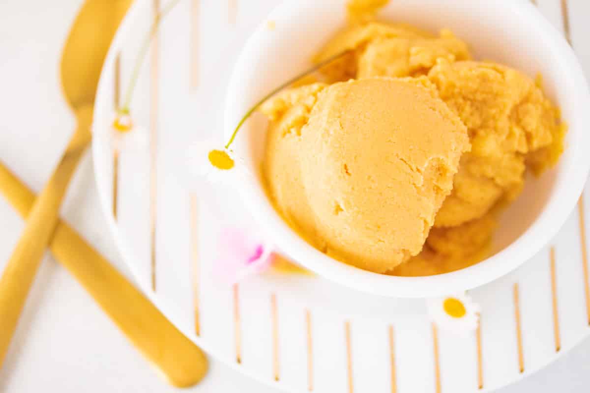 4 Ingredient Vegan Peach Ice Cream Clean Eating Kitchen 4 Ingredient Vegan Peach Ice Cream Clean Eating Kitchen