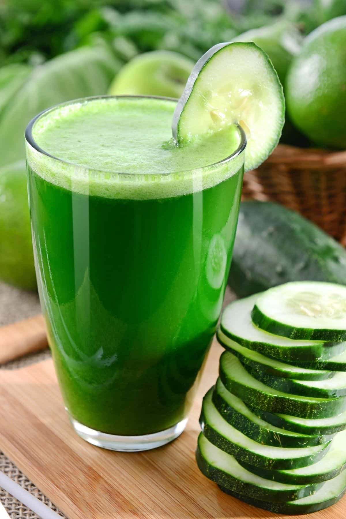 glass of cucumber juice