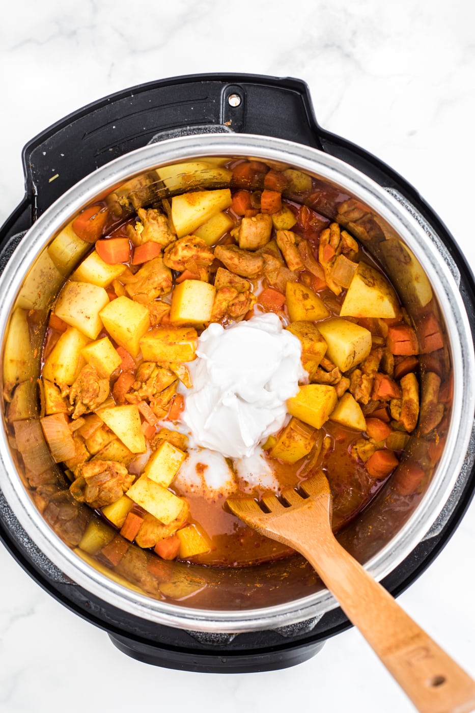 instant pot curry with yogurt.