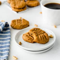 a plate of peanut butter cookies