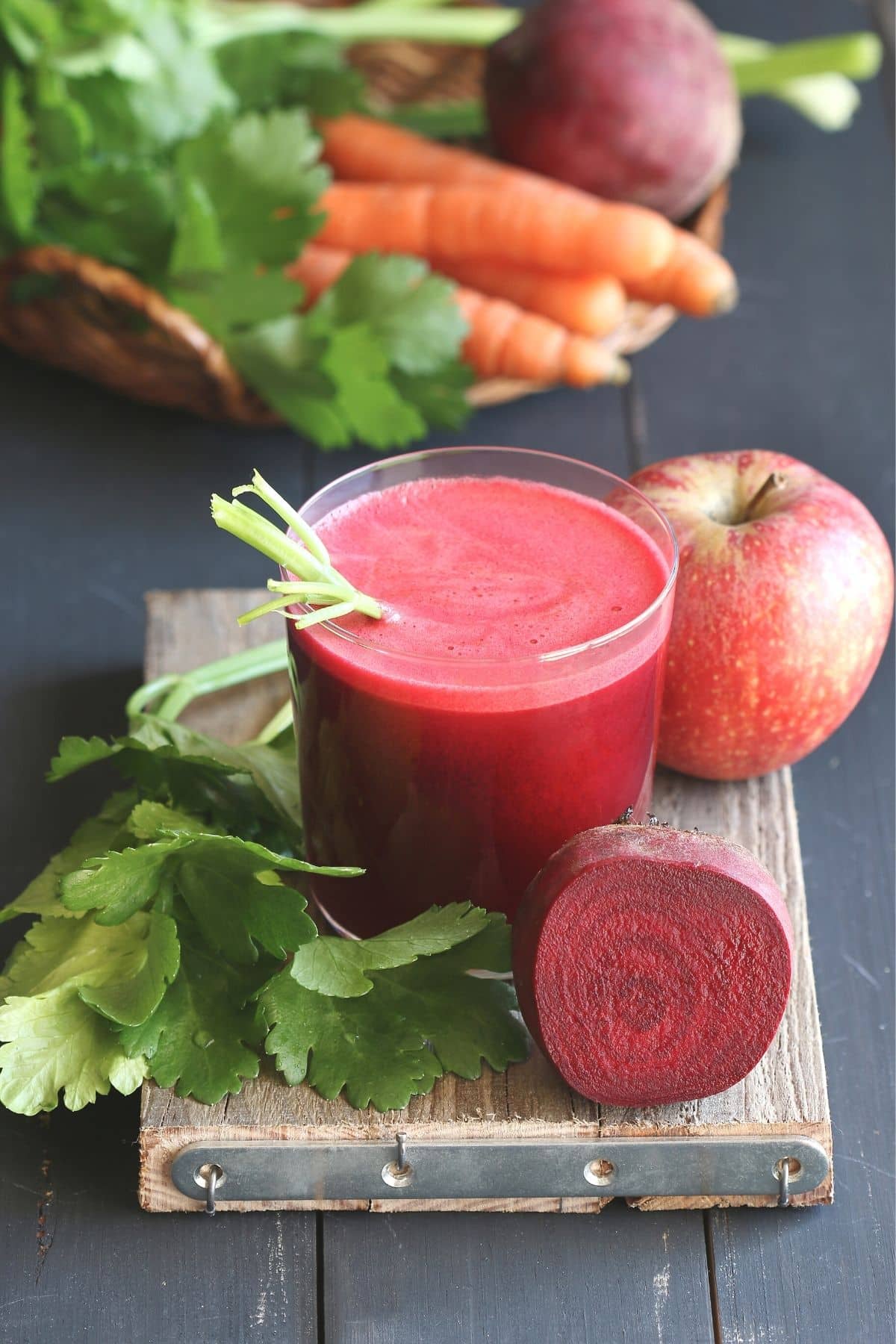 beet juice made with apples and carrots