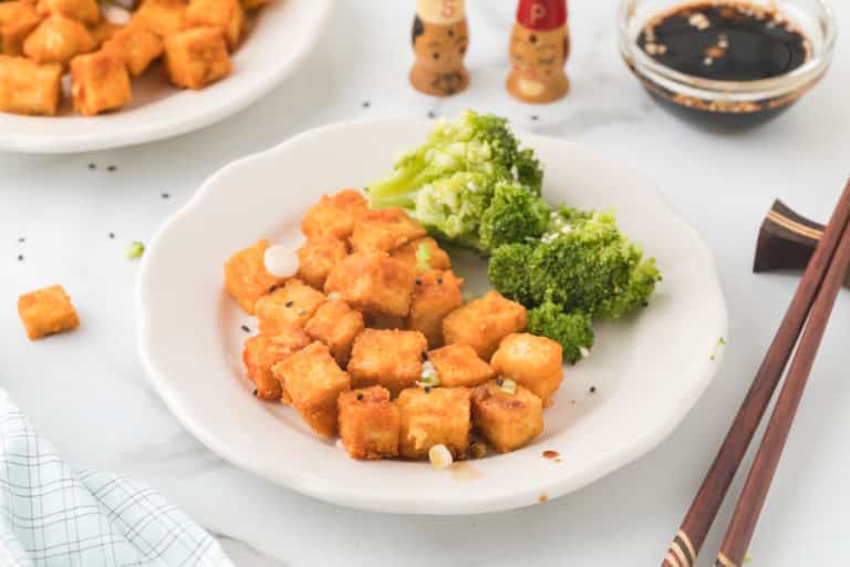 crispy tofu with broccoli
