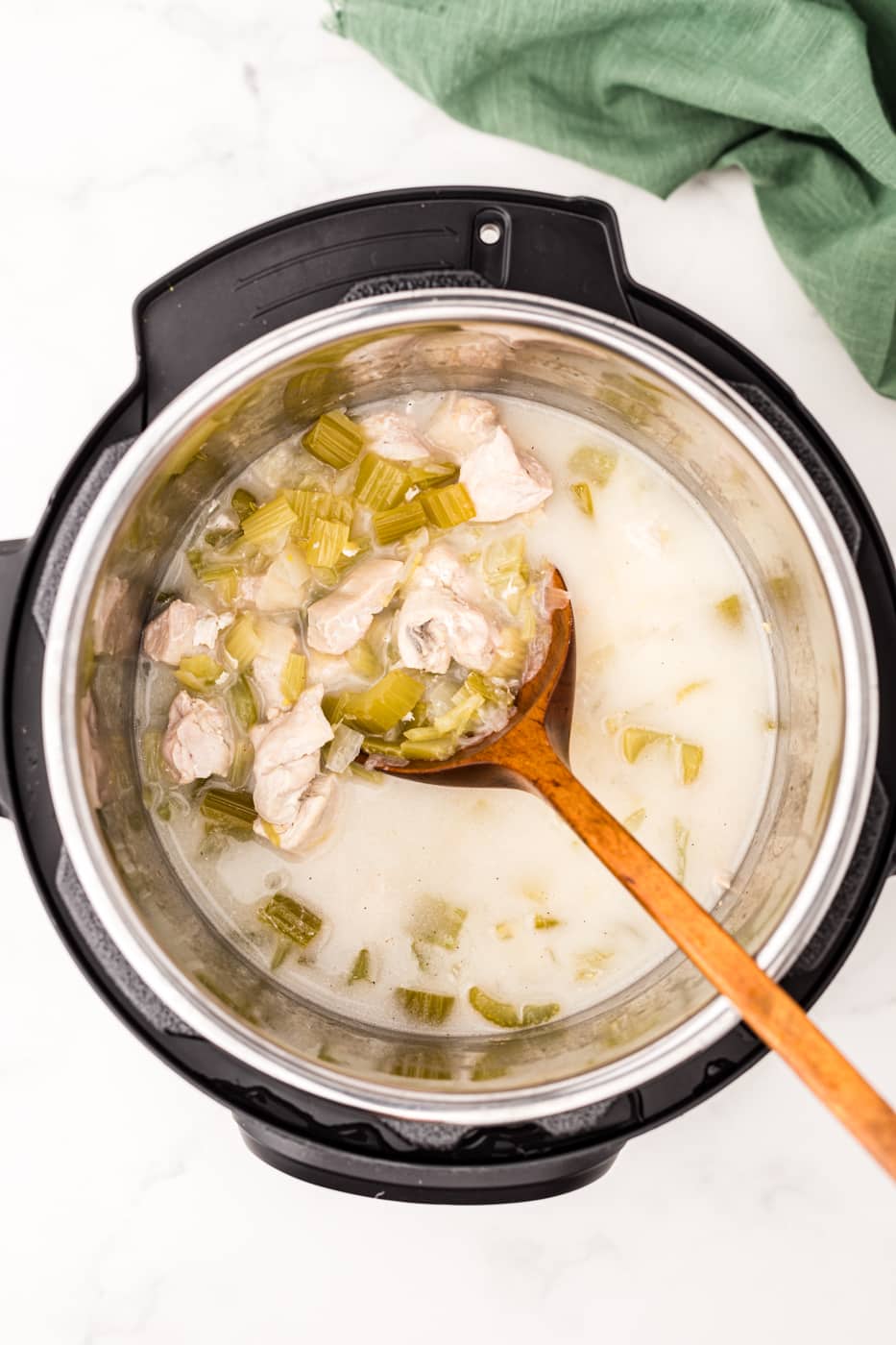 creamy cooked chicken in the instant pot