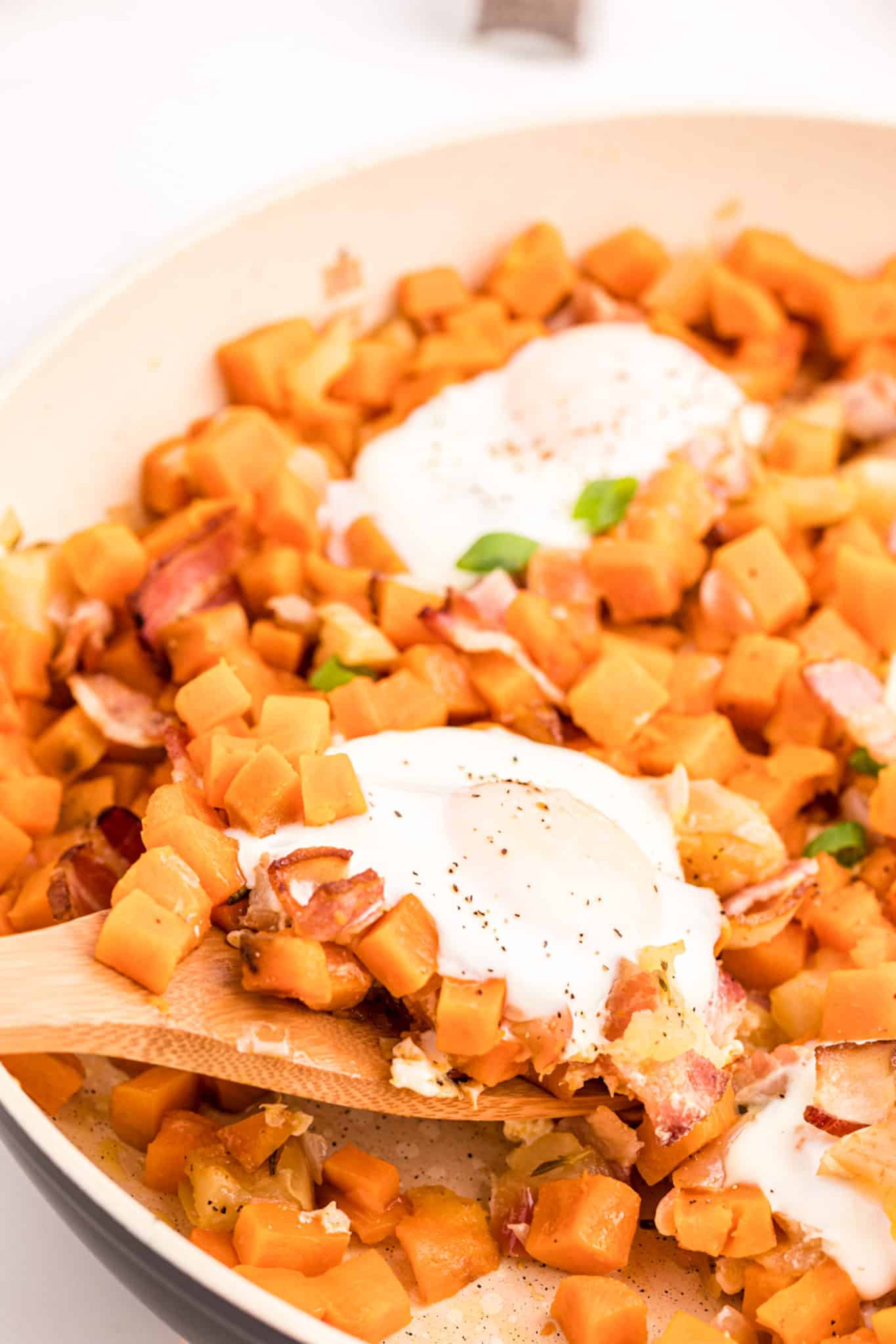 spatula serving the breakfast hash