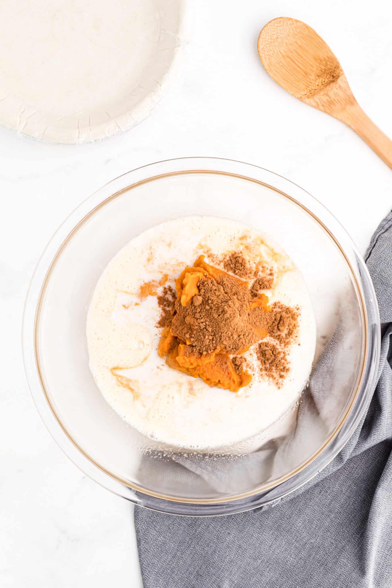 dairy-free pumpkin pie filling ingredients in bowl.