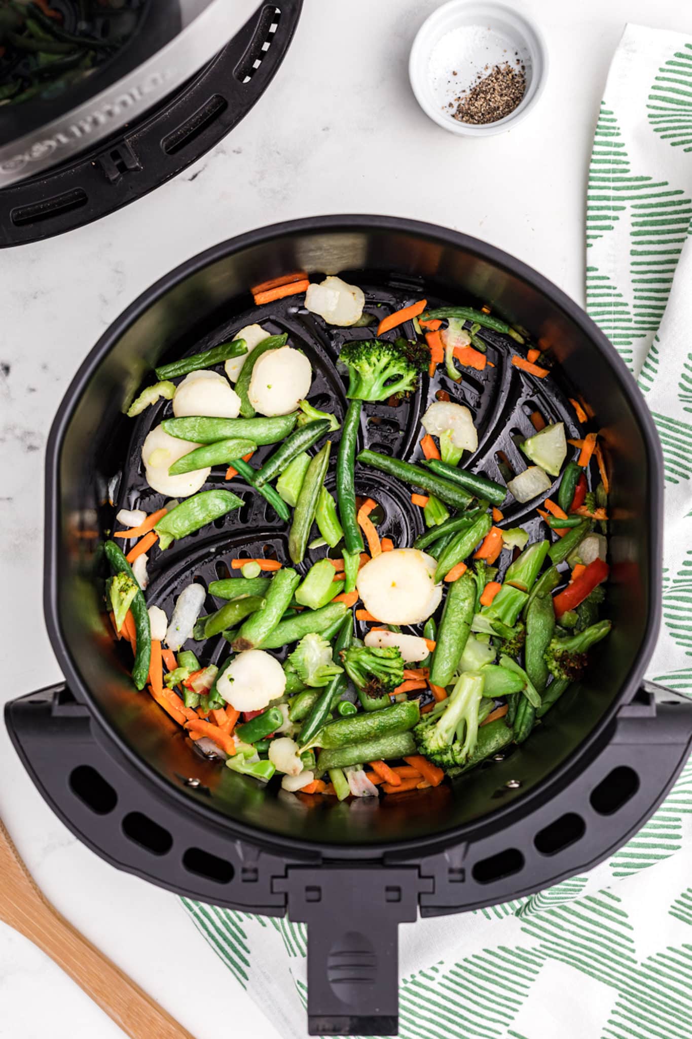 cooked vegetables in air fryer.