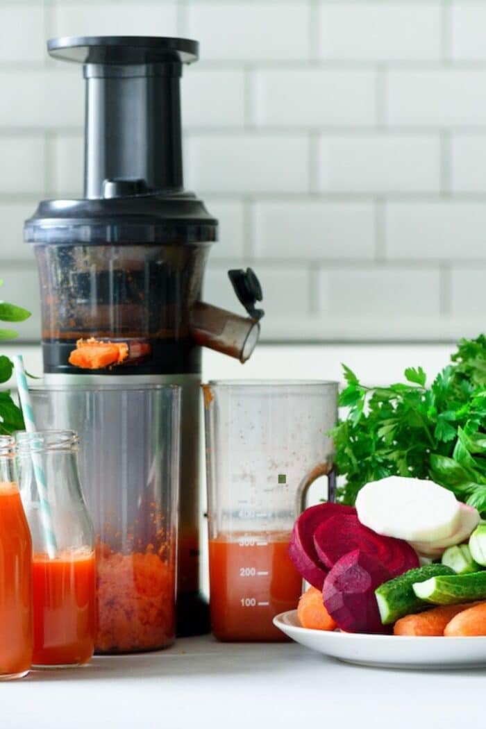Masticating Versus Centrifugal Juicer (How to Choose) Clean Eating