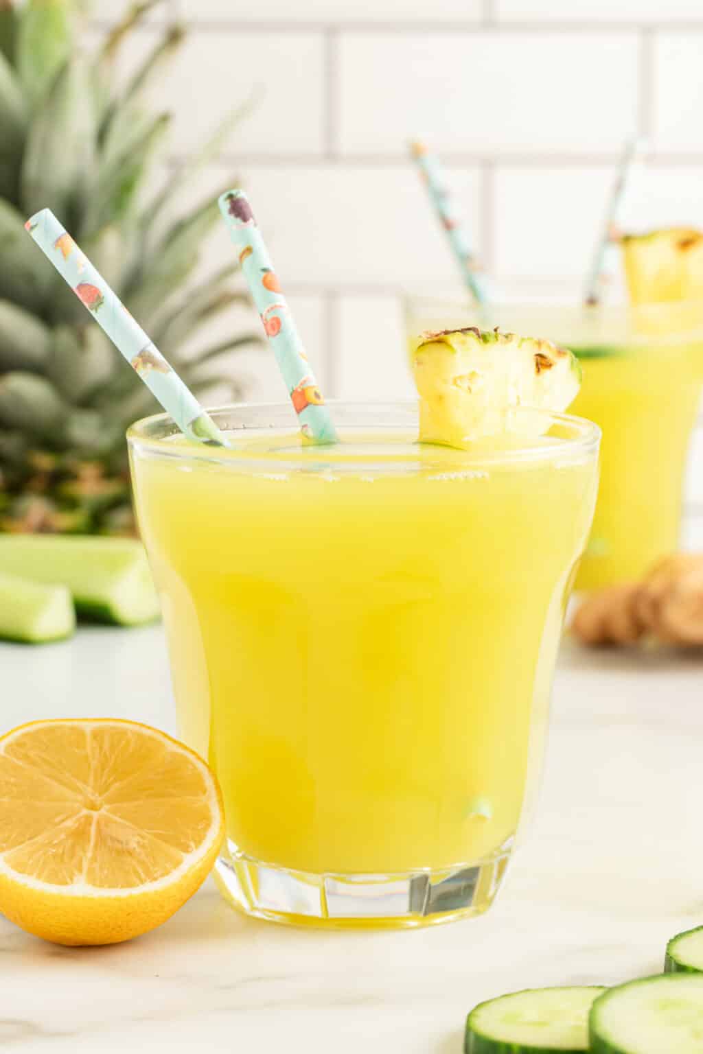 Pineapple and Cucumber Juice Recipe (Juicer or Blender) Clean Eating
