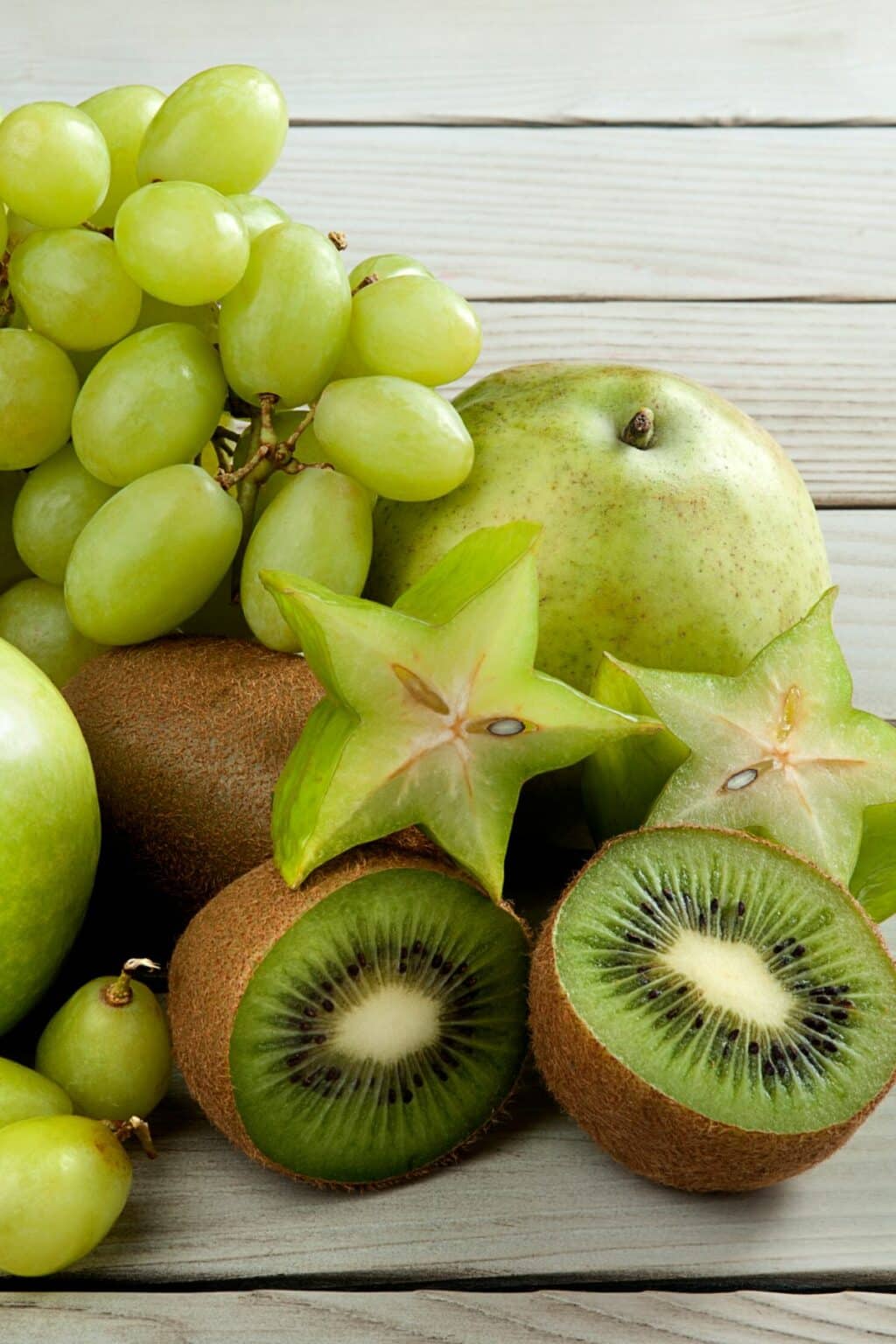 17 Green Fruits With Photos (From a Nutritionist) - Clean Eating Kitchen