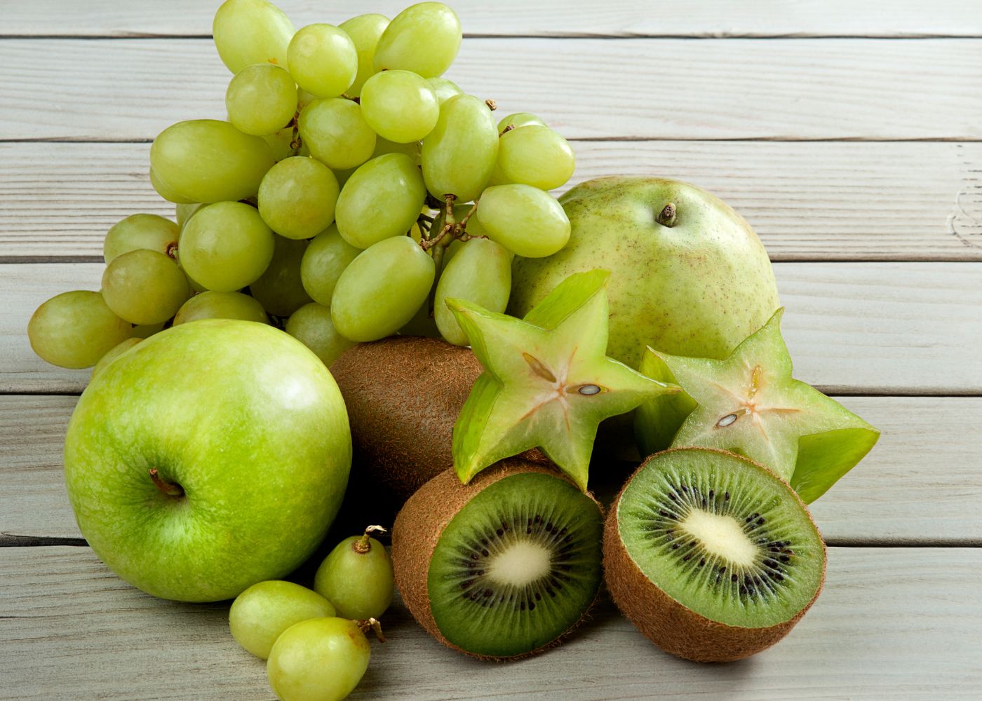 Green Fruit Names: Top Fruits That Are Both Healthy and Delicious