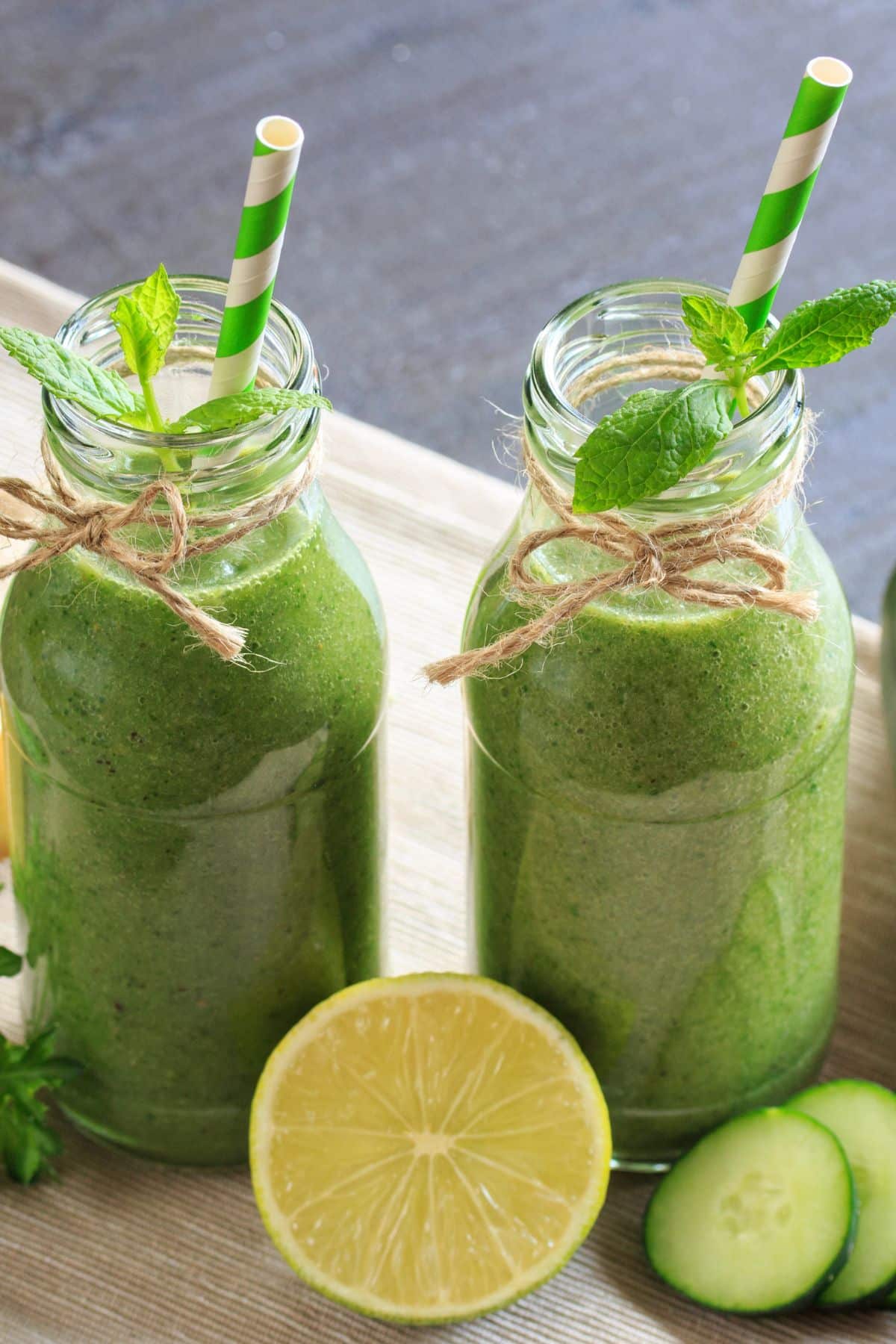 10 Best Smoothies To Lose Belly Fat