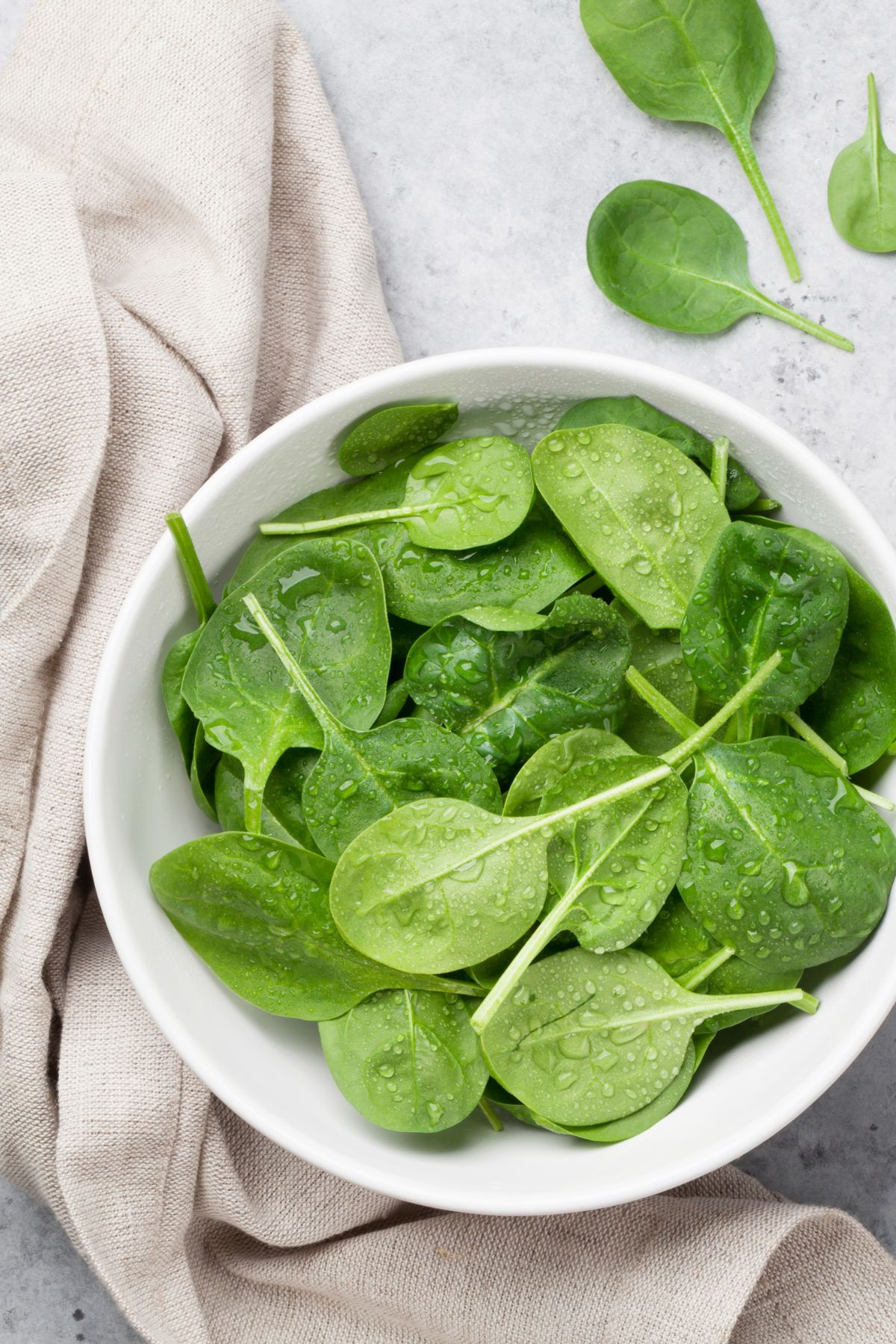 baby spinach in bowl.