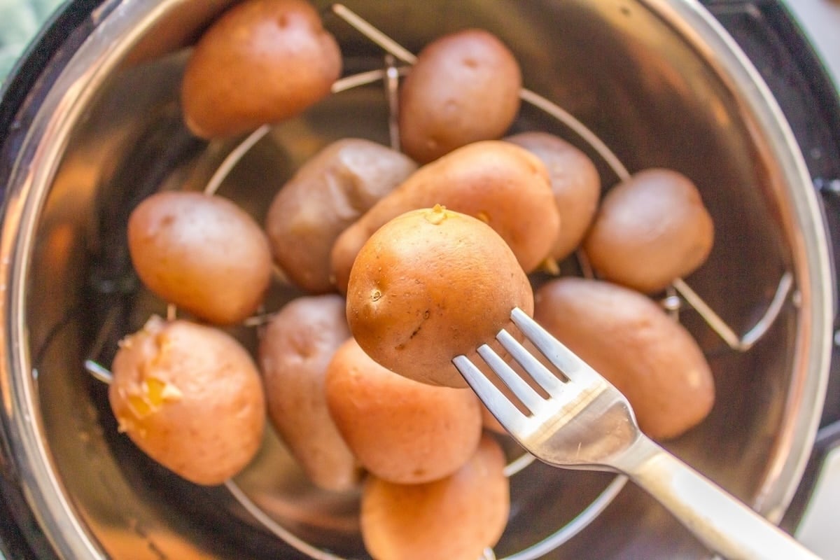 Instant Pot Baby Potatoes (Boiled / Steamed) < The Love of Spice