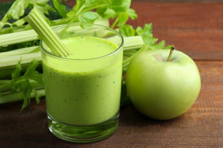 a glass of celery apple juice.