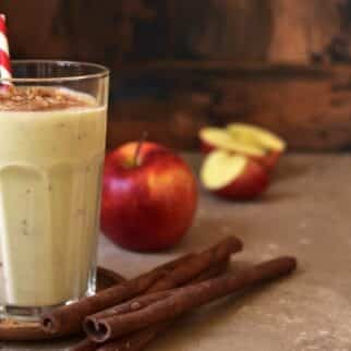 apple cider vinegar smoothie with cinnamon hero.